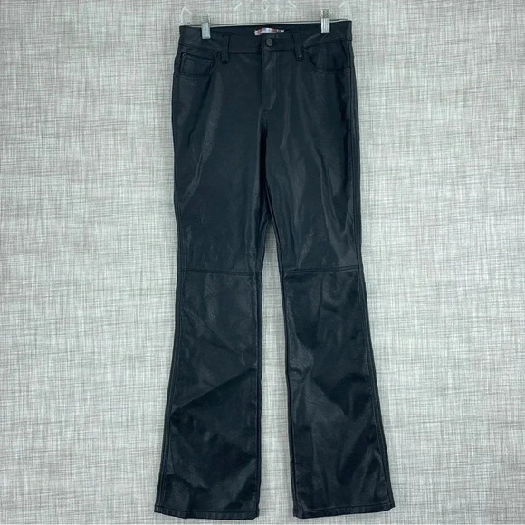 Urban Outfitters foux leather pants Womens Size 26 *Flaw* 2926 - Picture 1 of 11